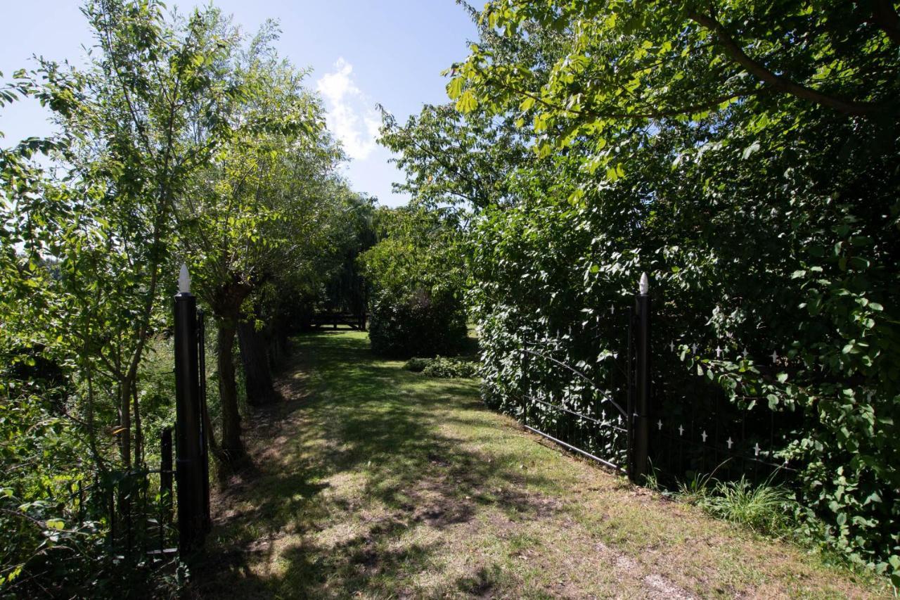 Landelijk Gelegen Familieboerderij Villa Oudelande Kültér fotó